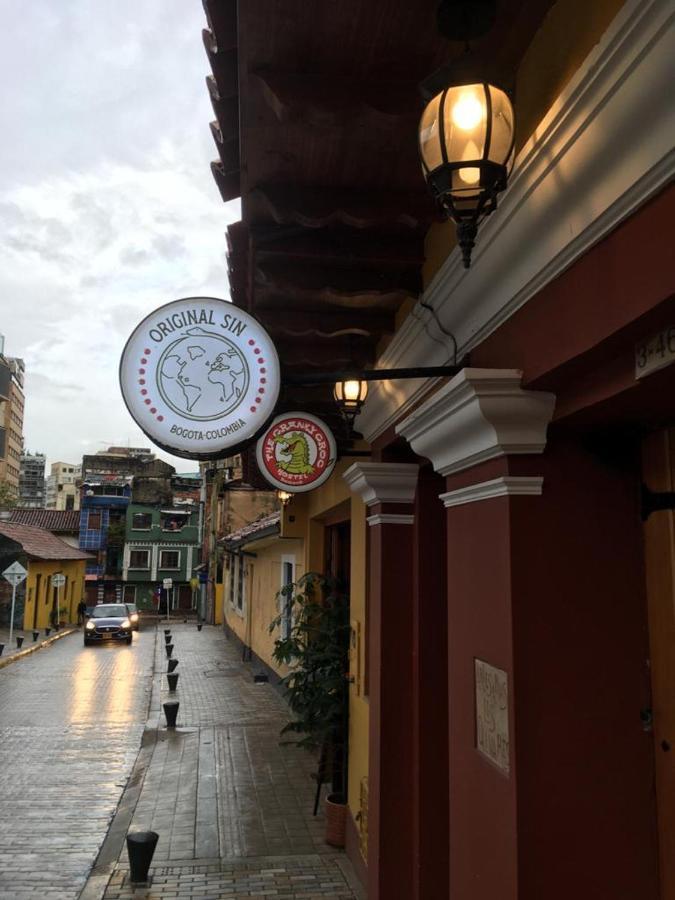 The Cranky Croc Hostel Bogota Exterior photo