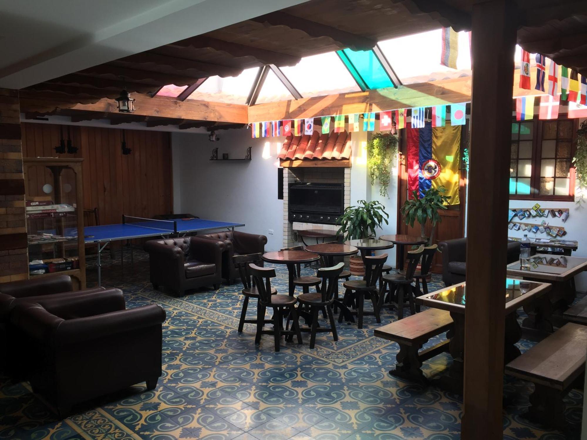 The Cranky Croc Hostel Bogota Exterior photo