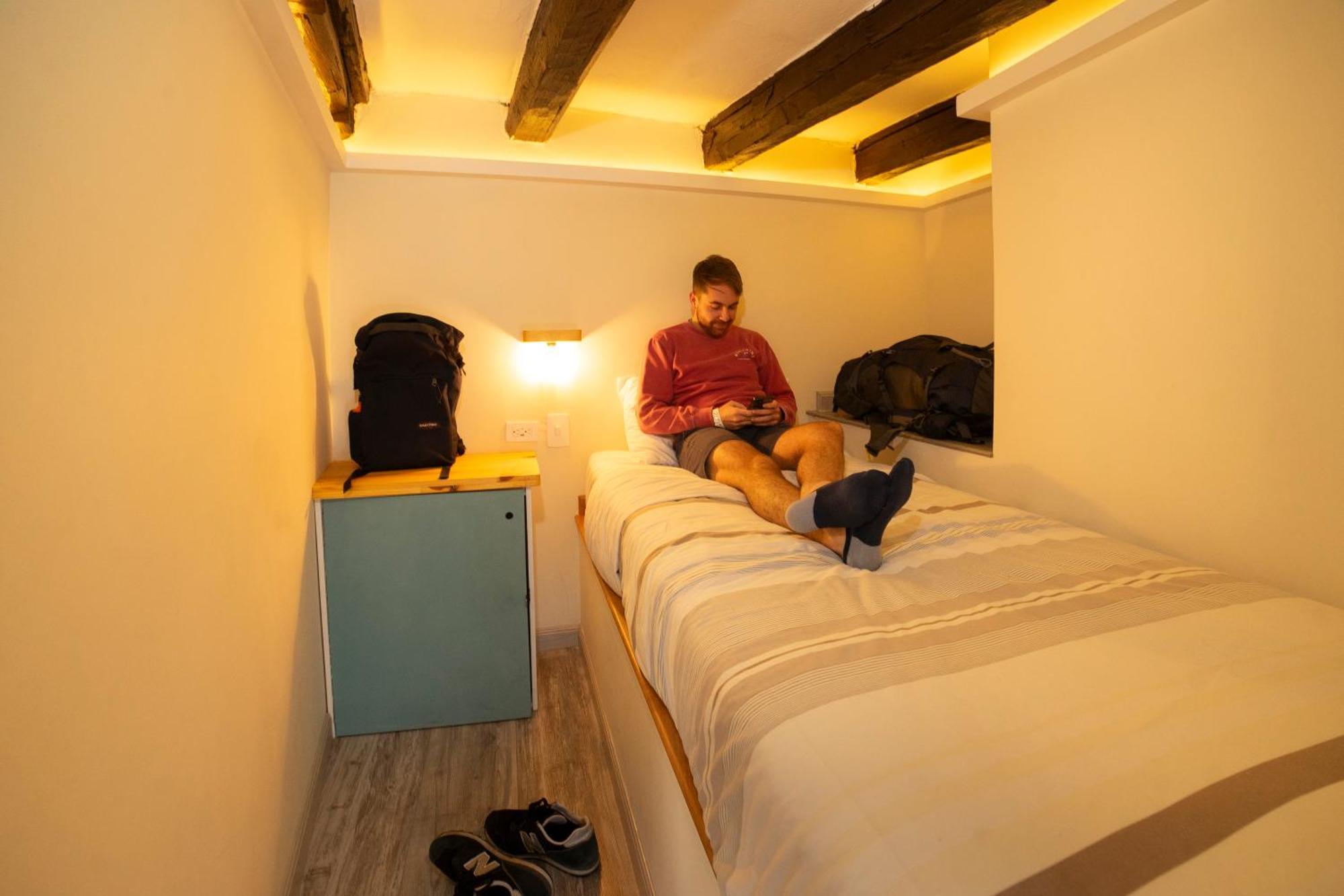 The Cranky Croc Hostel Bogota Exterior photo