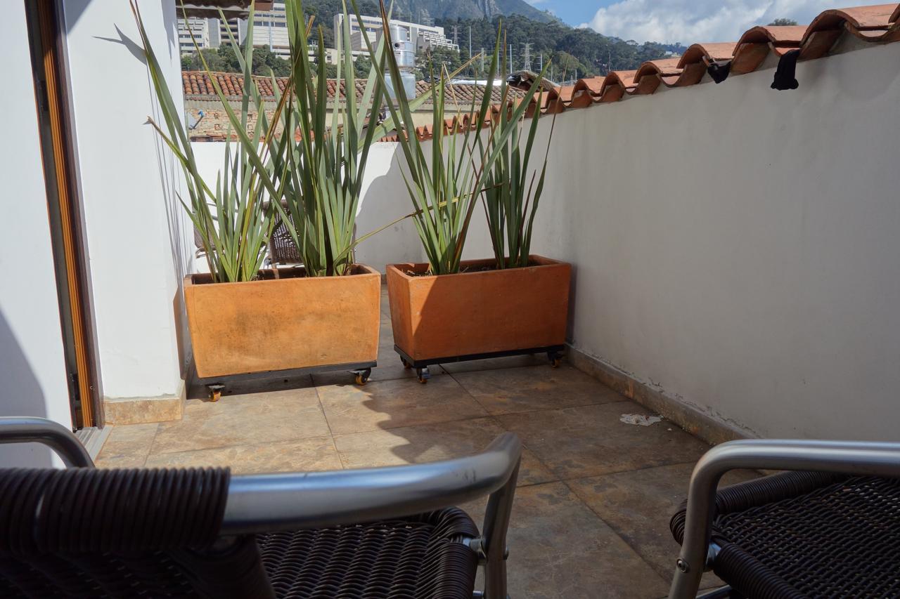 The Cranky Croc Hostel Bogota Exterior photo