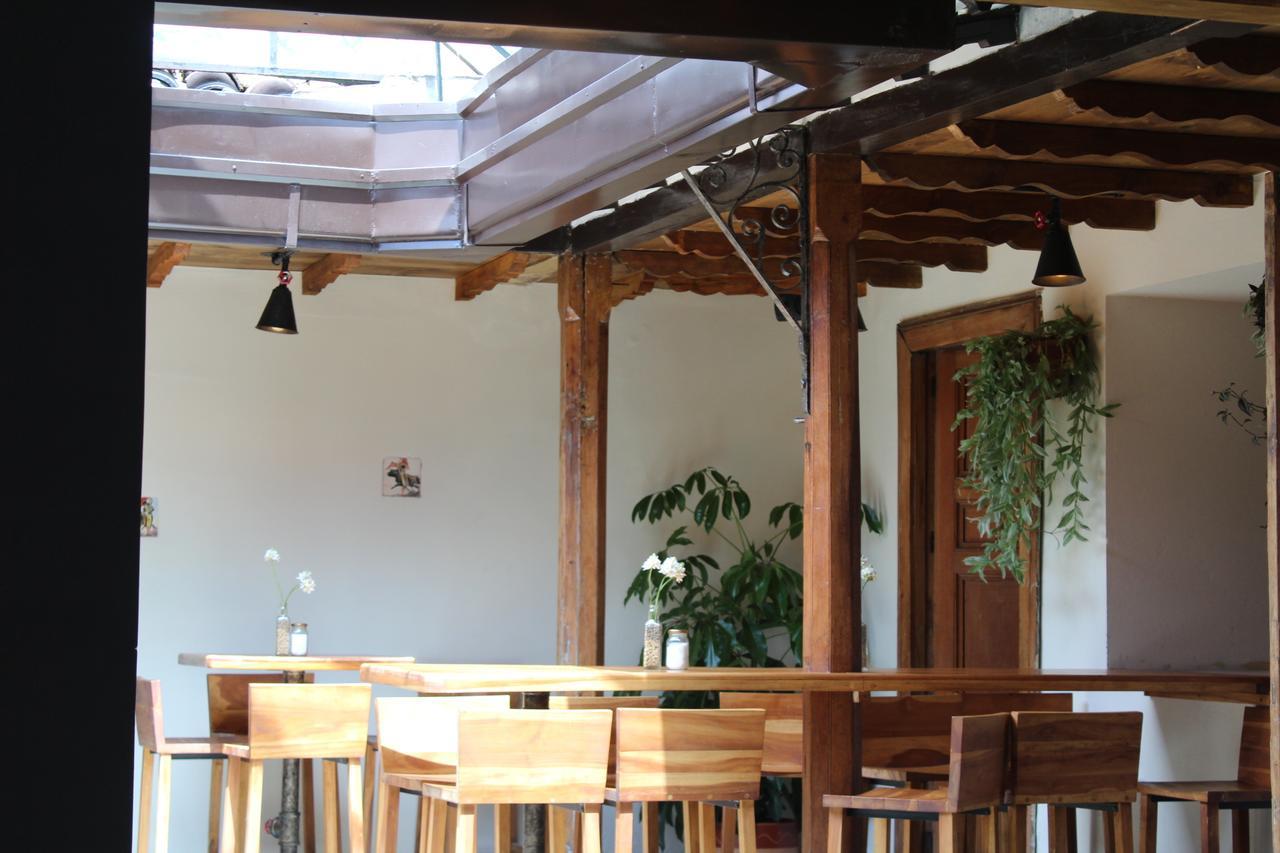The Cranky Croc Hostel Bogota Exterior photo