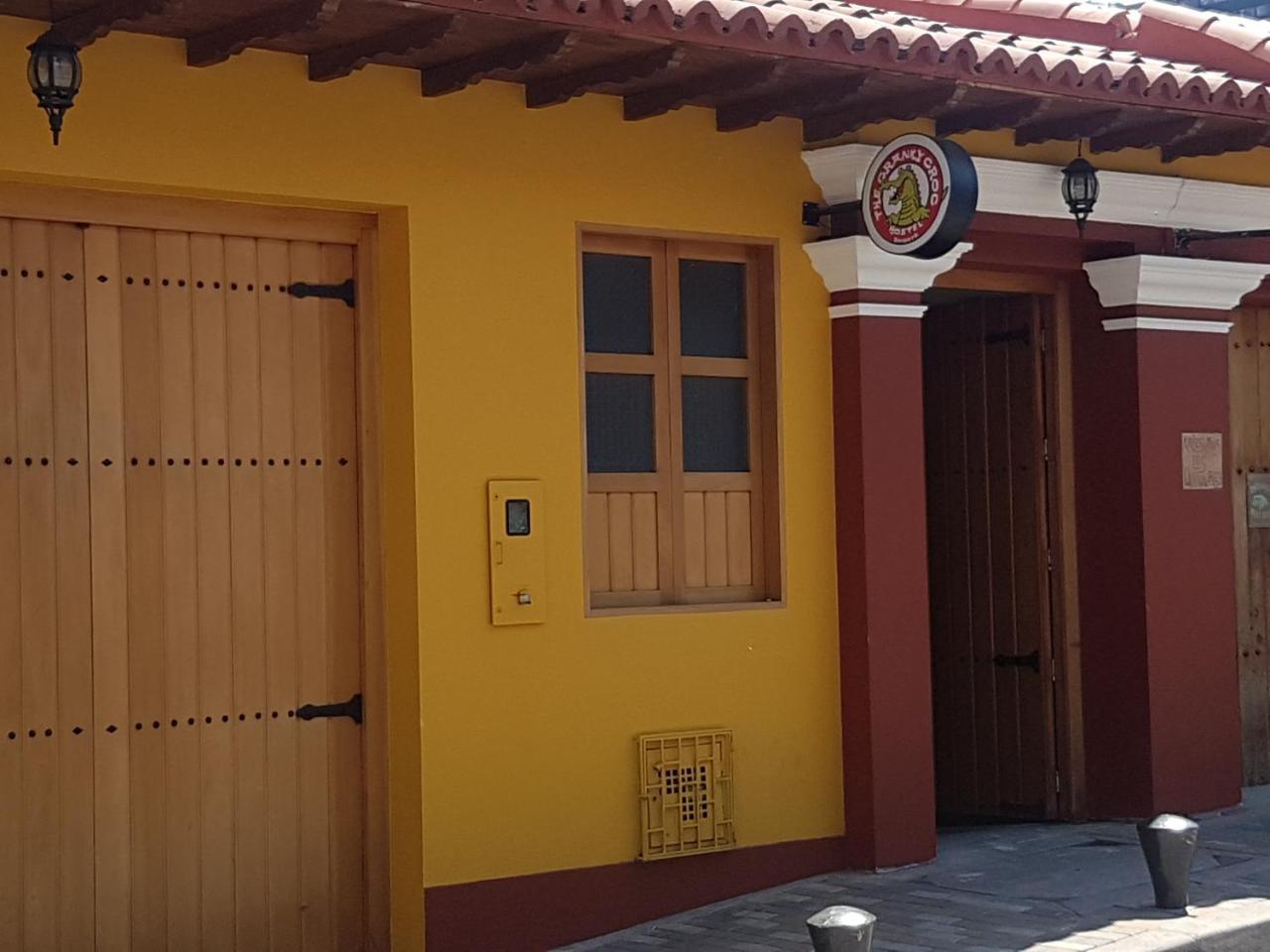 The Cranky Croc Hostel Bogota Exterior photo